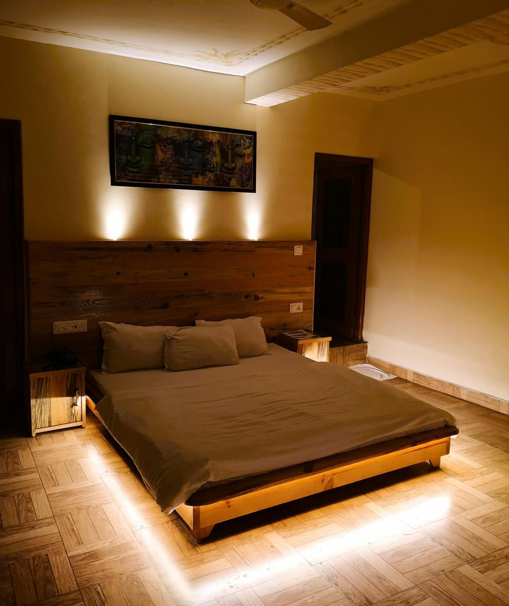 Hill Top Swiss Cottage Rishīkesh Εξωτερικό φωτογραφία