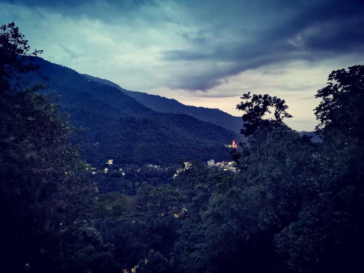 Hill Top Swiss Cottage Rishīkesh Εξωτερικό φωτογραφία